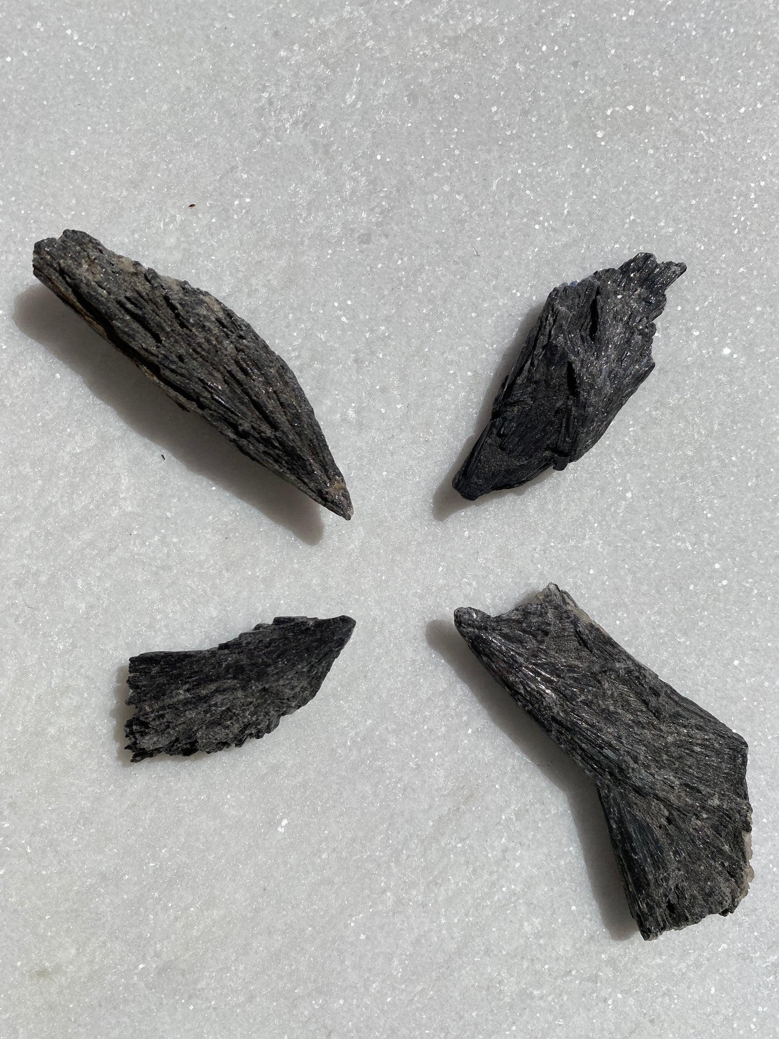 Kyanite Black - Medium